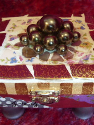 Cranberry "Joy" Mosaic Wish Box